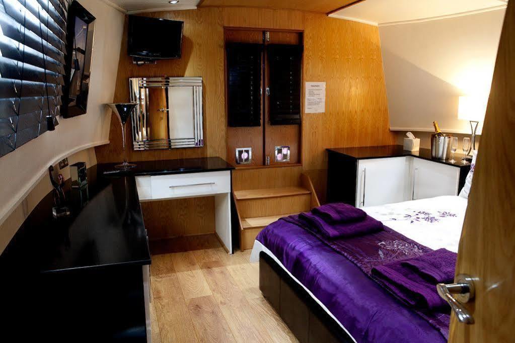 Hotel The Joker Boat Hotel Liverpool United Kingdom book now